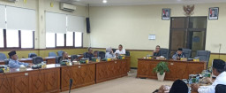 DPRD Sidoarjo Tegaskan Perangkat Desa yang Nyalon Kades Harus Mundur