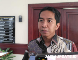 Cuma Rp20 Ribu per Lubang, Eri Irawan Dorong Biopori Jadi Solusi Sampah Surabaya