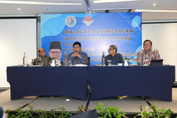 Sambung Rasa Transmigran Kalimantan Timur, Wamen Viva Yoga: Kita Tuntaskan Sengketa Lahan