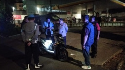 Polres Metro Jakbar Gelar Patroli dan Razia Gabungan Antisipasi Kejahatan Jalanan di Akhir Pekan secara Serentak