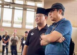 Perumda Surya Sembada Kurbankan 13 Ekor Sapi untuk Masjid dan Pondok Pesantren 