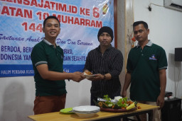 HUT ke-6, LensaJatim: Santuni Yatim dan Peringati 10 Muharram 