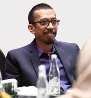 Paradoks Kebijakan Pembatasan Kadar Nikotin:  Tangan Kanan Membangun, Tangan Kiri Meruntuhkan