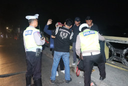 Razia Kejahatan Jalanan di Tambora, Empat Orang Kedapatan Membawa Sabu, Sinte dan Tramadol