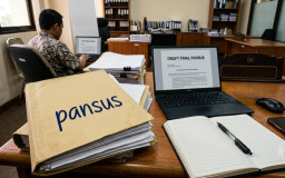 Komitmen Enam Bulan versus Pansus Menahun yang Jalan di Tempat