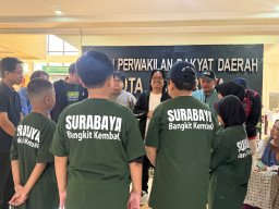 Lepas 15 Atlet Catur ke Kejurprov Jatim, Buleks: Jaga Marwah Surabaya, Berani Raih Juara