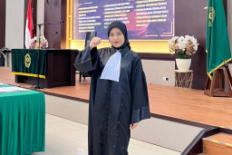 Inagatha Setyarahma Pangastuti: Berangkat Tanpa Peta, Pulang Bawa Gelar Advokat