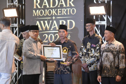 Tampilkan Rubrik Tentang Desa, Mendes Puji Radar Mojokerto, Hadir Khusus Pada Gelaran Radar Mojokerto Awards 2026