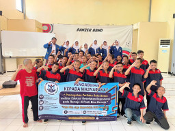 Mahasiswa Universitas Yatsi Madani Edukasi Remaja tentang Bahaya Seks Bebas di Panti Sosial Taruna Jaya 2