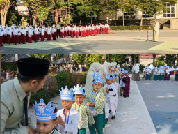 MPLS Ramah 2026 SD Plus Al Ishlah Bondowoso Dimulai, Kepala Sekolah Tekankan Disiplin, Salat, dan Keteladanan