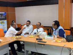 Perkuat Link and Match, UNESA Libatkan DPRD, Media dan SMSI dalam Perkuat Kurikulum