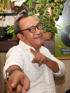 Ketika Sang Raja Rimba Akhirnya Tumbang Juga