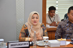 Adde Rosi Minta Pengawasan Sekolah Diperketat Usai Temuan Senjata