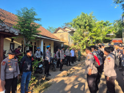 Kapolres Bondowoso AKBP Aryo Dwi Pimpin Langsung Evakuasi Korban Gunung Piramid, Prioritaskan Keselamatan Personel