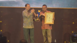 Lutfil Hakim Raih Radar Surabaya Award 2026, Dinobatkan sebagai Tokoh Pers Jawa Timur