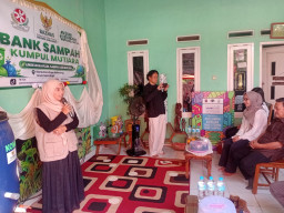 Di Depan DPRD Bangka Barat, Indah Purwaningsih Ungkap Rahasia Bank Sampah Kumpul Mutiara Bertahan