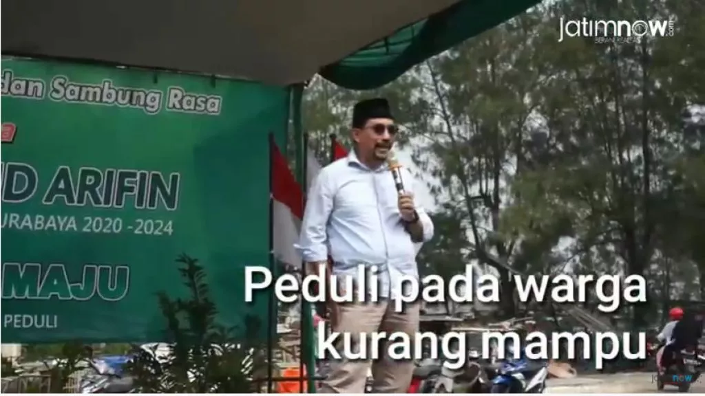 Machfud Arifin Berbaur dengan Warga di Kampung Nelayan
