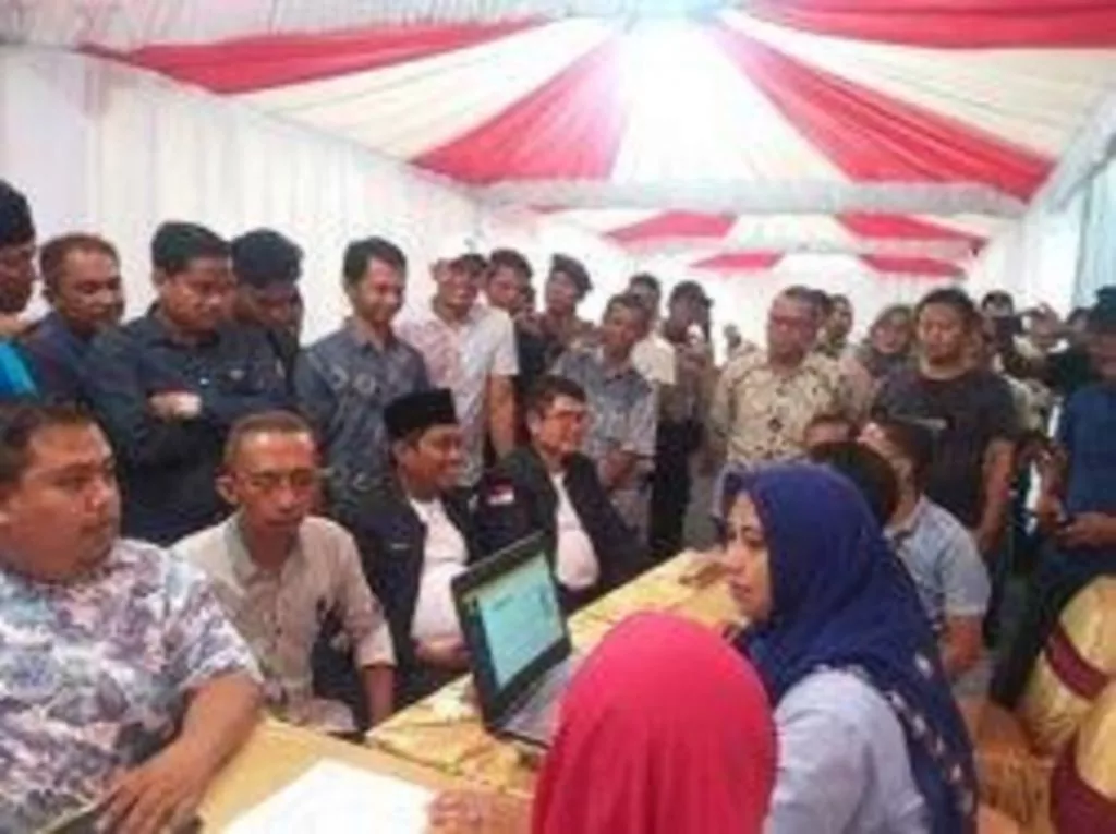 Jalur Perseorangan Cawali Surabaya M Yasin-Gunawan Lolos Persyaratan