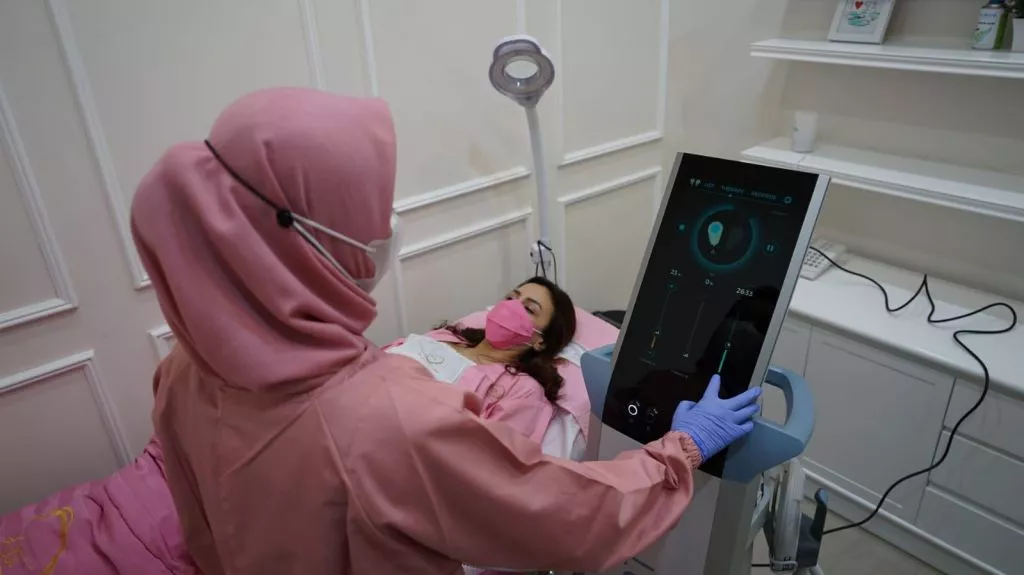Bikin Bentuk Perut Langsing Dan Lebih Berotot Lewat Body Exilis Dan Emsculpt