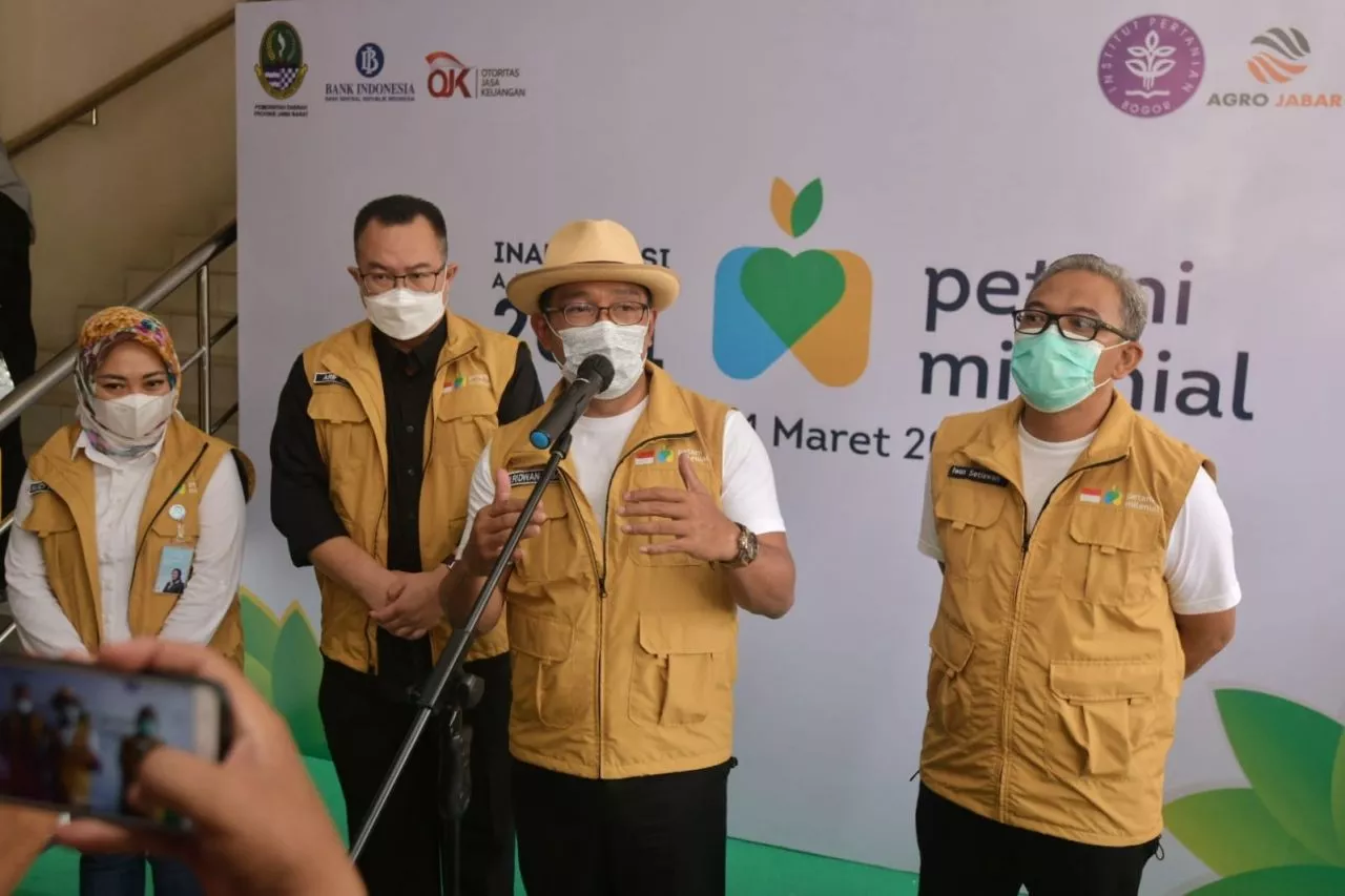 1.249 Petani Milenial Jawa Barat Diwisuda