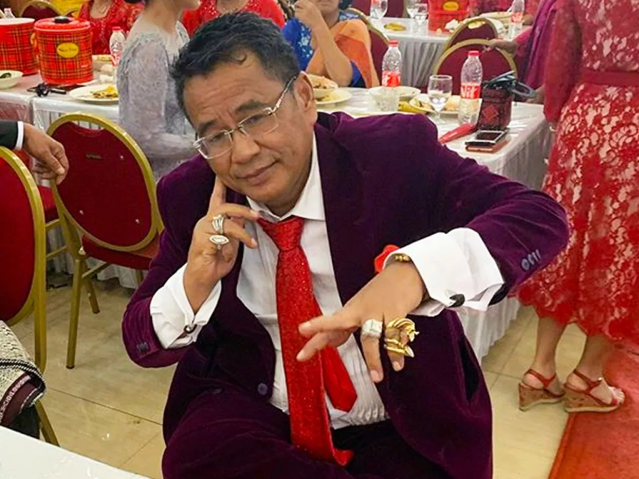 Emang Lu Bapak Gue?