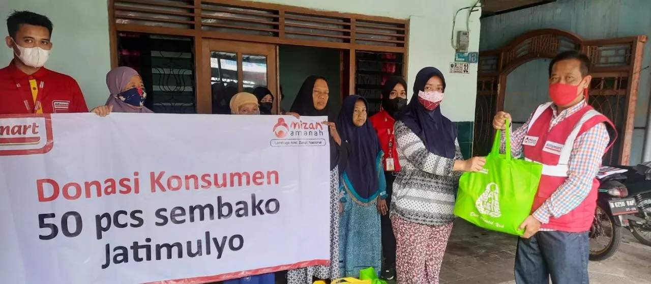 Mizan dan SAT Bagikan Sembako