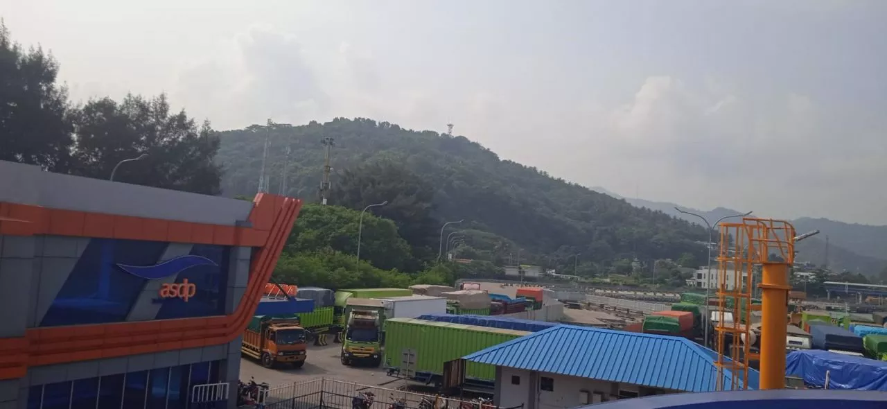 Penggunaan Aplikasi FERIZY, Untuk Pembelian Tiket  Merak-Bakauheni Sebabkan Kemacetan Mudik 2022
