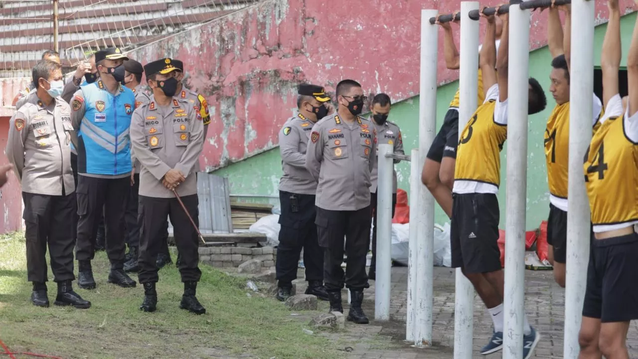 4100 Calon Siswa Mengikuti Tes Penerimaan Bintara Polri Gelombang II T.A. 2022 di Polda Jatim