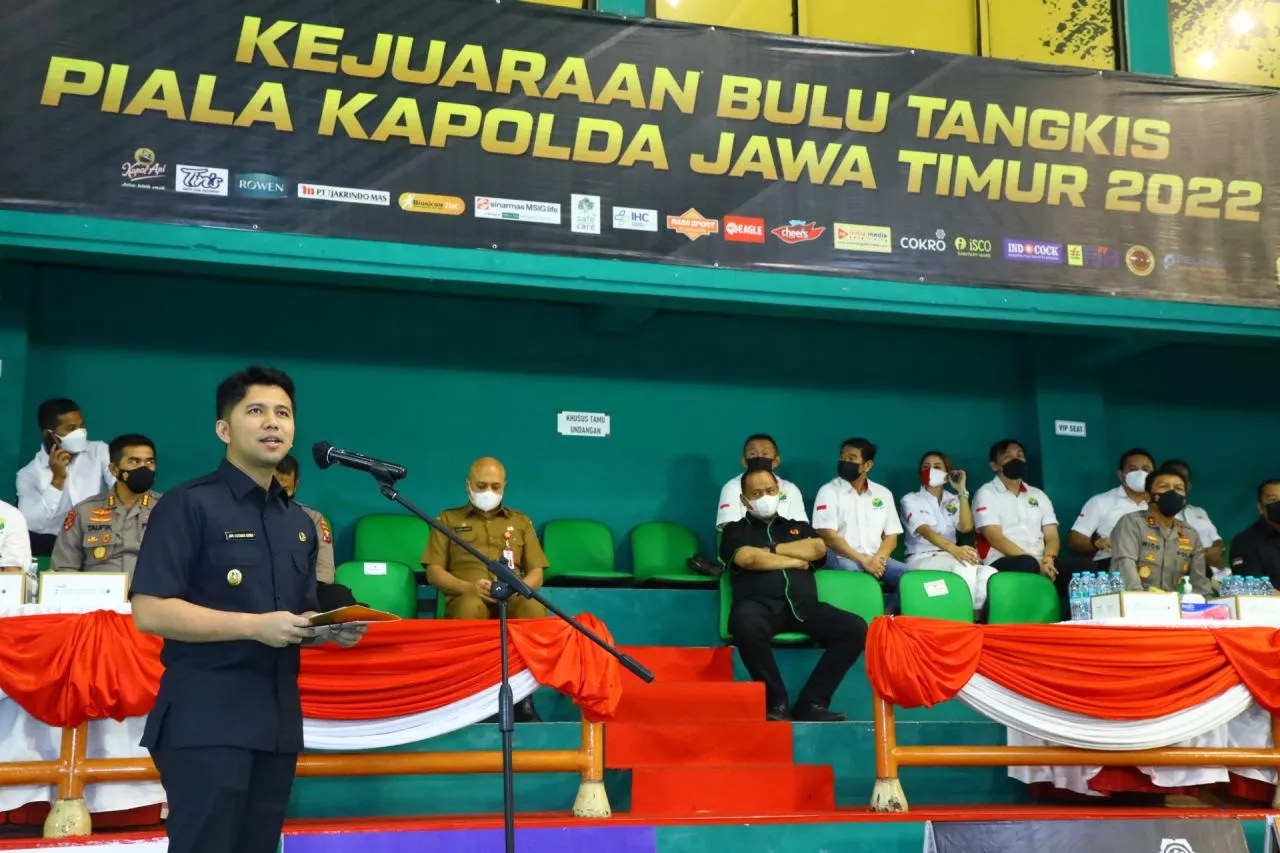 Kejuaraan Bulutangkis Kapolda Jatim Cup 2022 resmi Di Buka Wagub Jatim