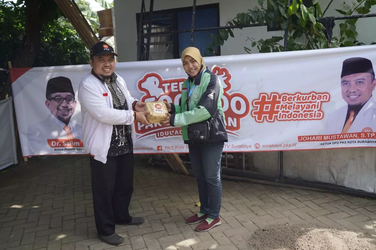 Semangat Melayani Indonesia, PKS Sembelih 52 Sapi dan 128 Kambing