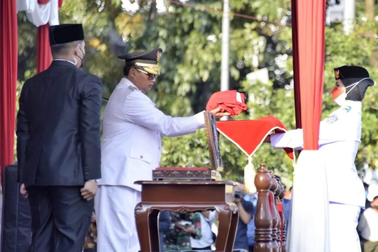 Uu Ruzhanul Ulum Ajak Warga Teladani Daya Juang Pahlawan
