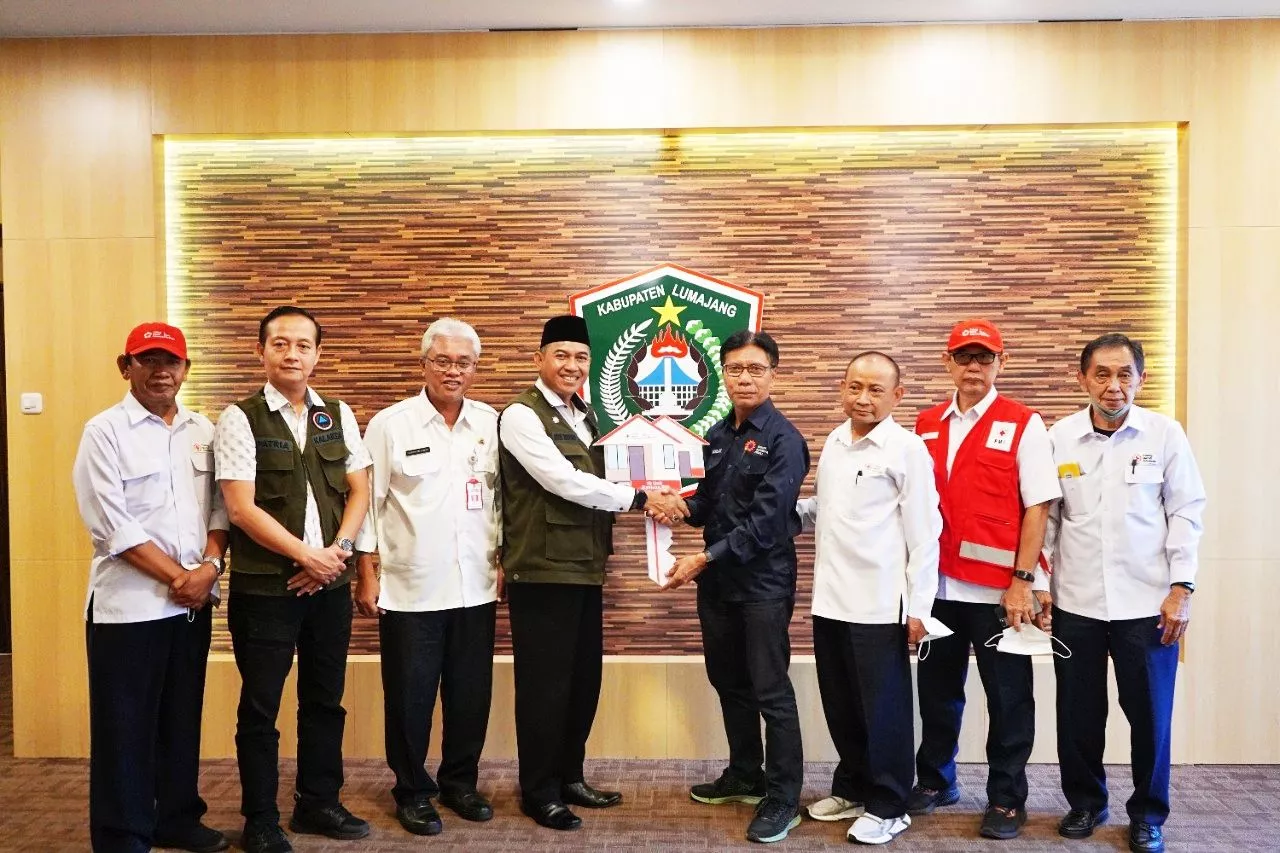 Pemkab Lumajang Terima Bantuan 10 Unit Huntara