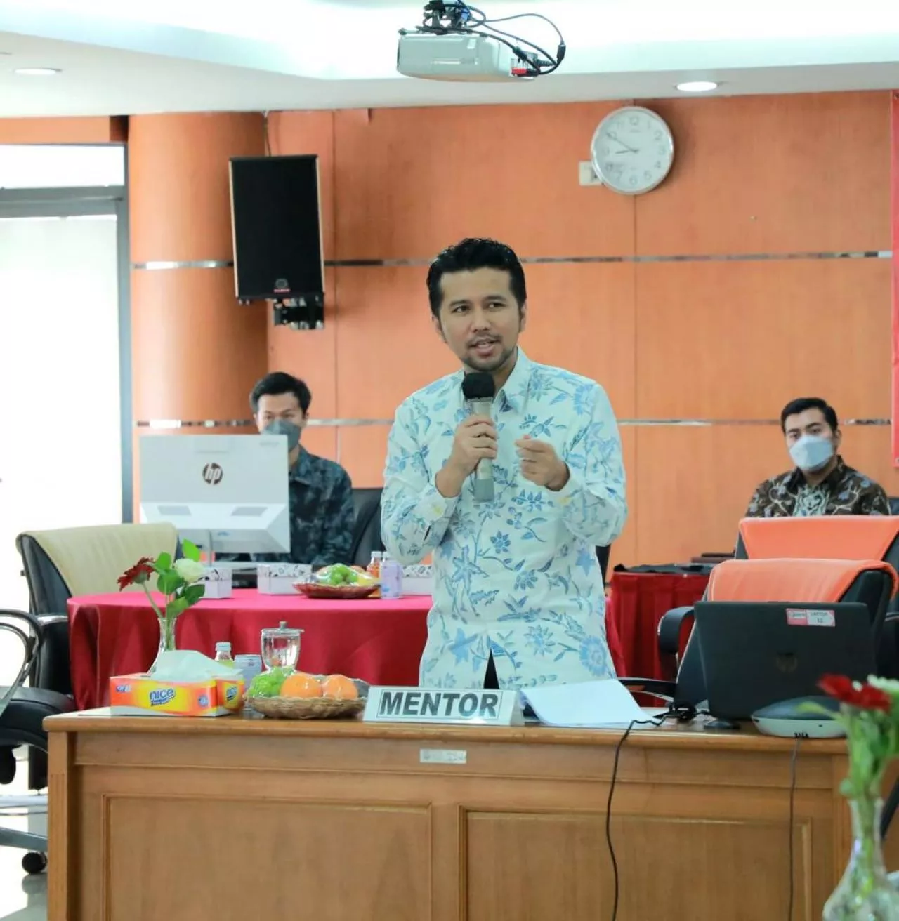 Kembali Bertugas, Wagub Emil Jadi Mentor di Gedung Wisesa LAN Jakarta