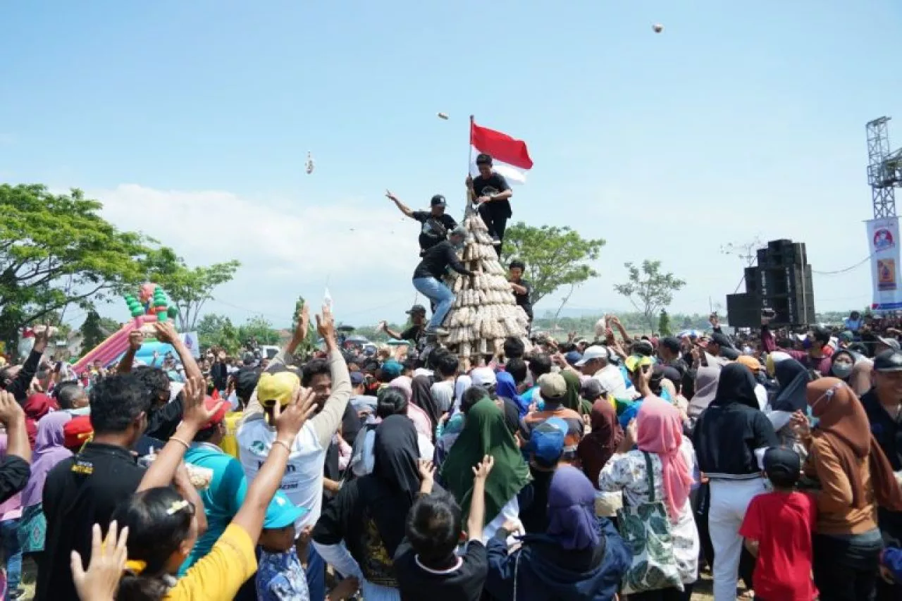 Bupati Madiun Hadiri Kue Manco Madiun 2022