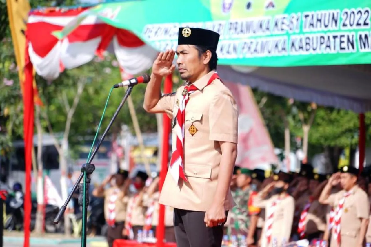 Gerakan pramuka kabupataen madiun gelar apel besar peringati hari pramuka ke 61