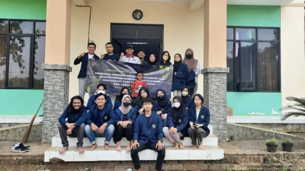 KKN Tematik Universitas Brawijaya Dampingi Petani Kopi Ledug Pasuruan