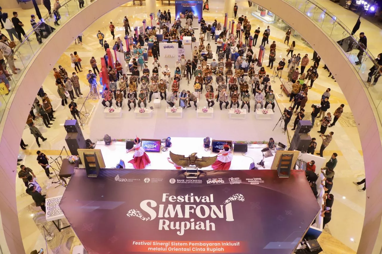 Hari Terakhir, Festival Simfoni Rupiah, Tukar Uang Emisi 2022 di Tunjungan Plaza