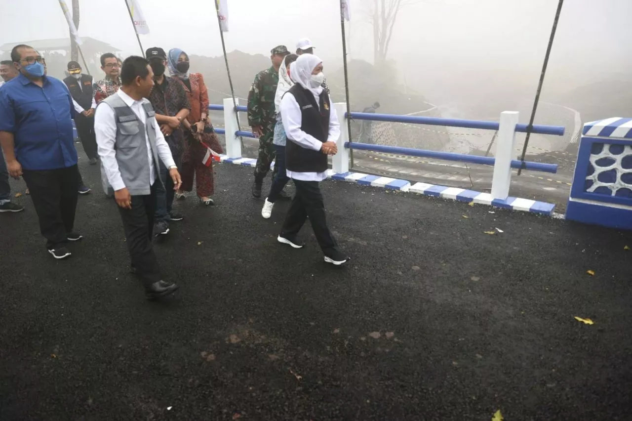 Resmikan Jembatan Kajar Kuning, Akses Lumajang-Malang Bangkitkan Pemulihan Ekonomi dan Pendidikan