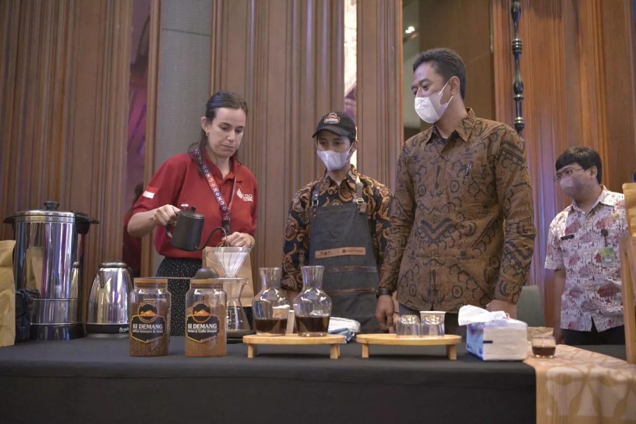 MAYORS RETREAT U20 Delegasi Nikmati Kuliner Jabar
