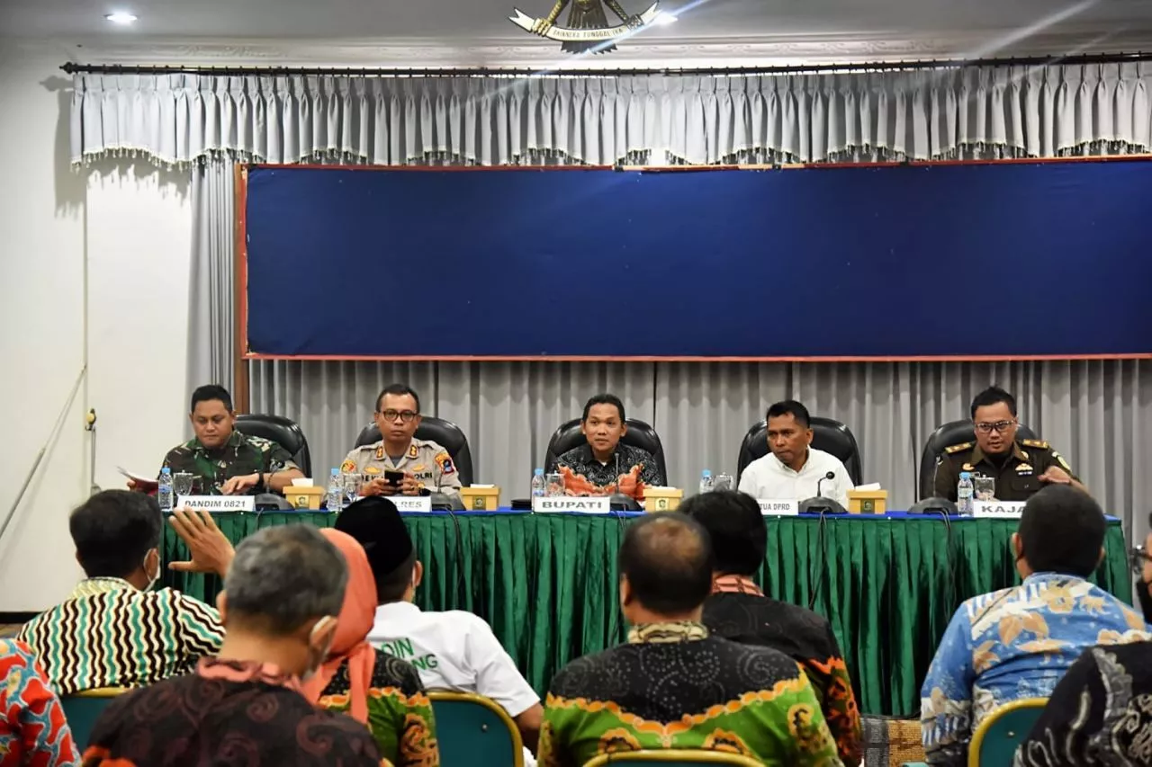 Antisipasi Inflasi Dampak Kenaikan BBM, Pemkab Lumajang Adakan Rapat Koordinasi