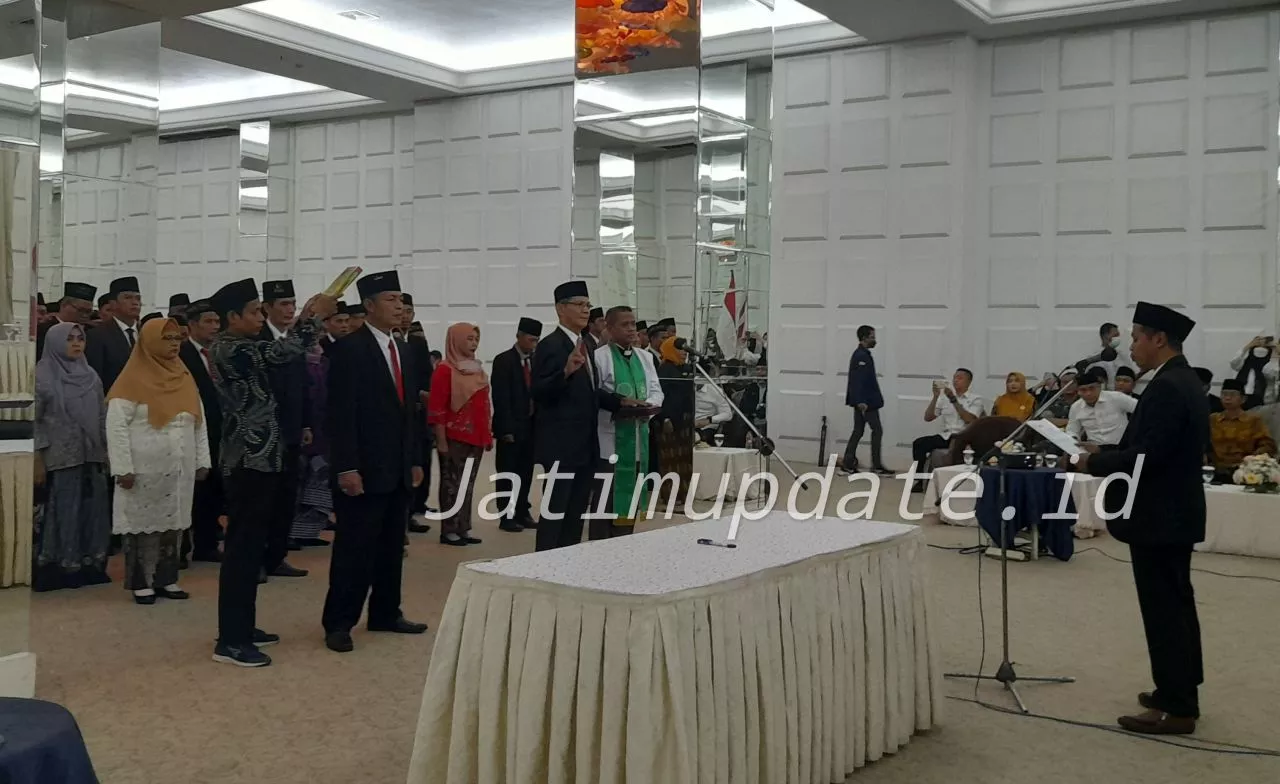 Panwascam se-Surabaya Resmi Dikukuhkan