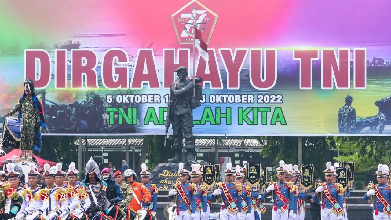Gubernur Khofifah Yakin Kontribusi TNI Mampu Membuat Indonesia Pulih Lebih Cepat, Bangkit Lebih Kuat