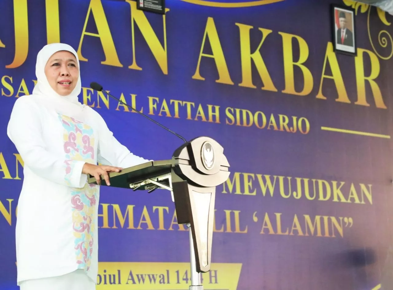 Gubernur Khofifah Sampaikan Pesan Ta'lim, Tadris, Ta'dib dan Tarbiyah Bagi Santri