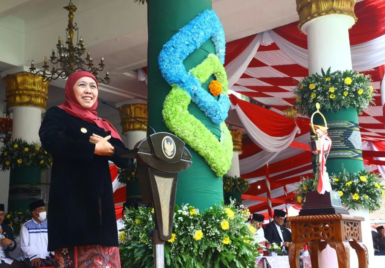 Hari Santri Nasional, Gubernur Khofifah Ajak Santri Berdaya dan Siaga Menjaga Martabat Kemanusiaan