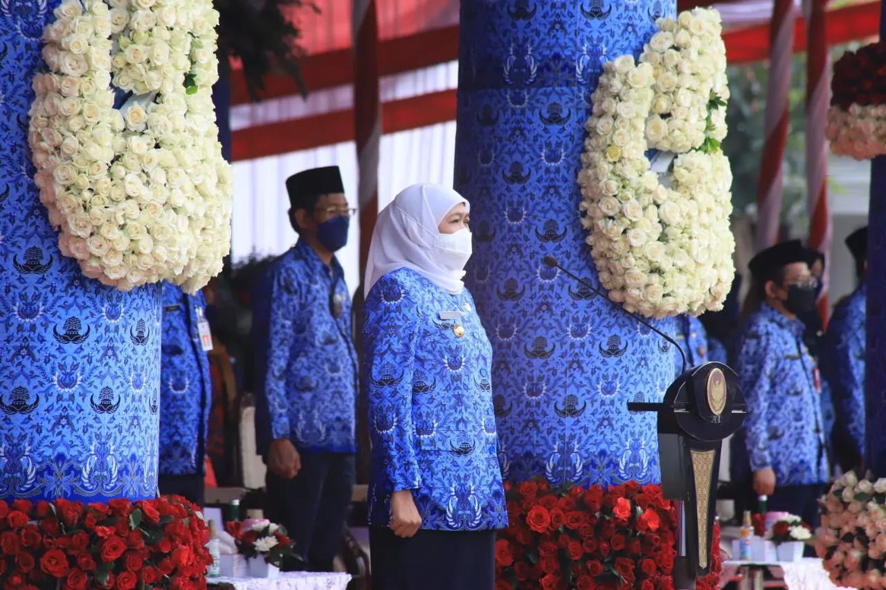 HUT Ke-51 KORPRI, Gubernur Khofifah Minta ASN Perkuat Karakter Ber-AKHLAK  dan Tingkatkan Inovasi