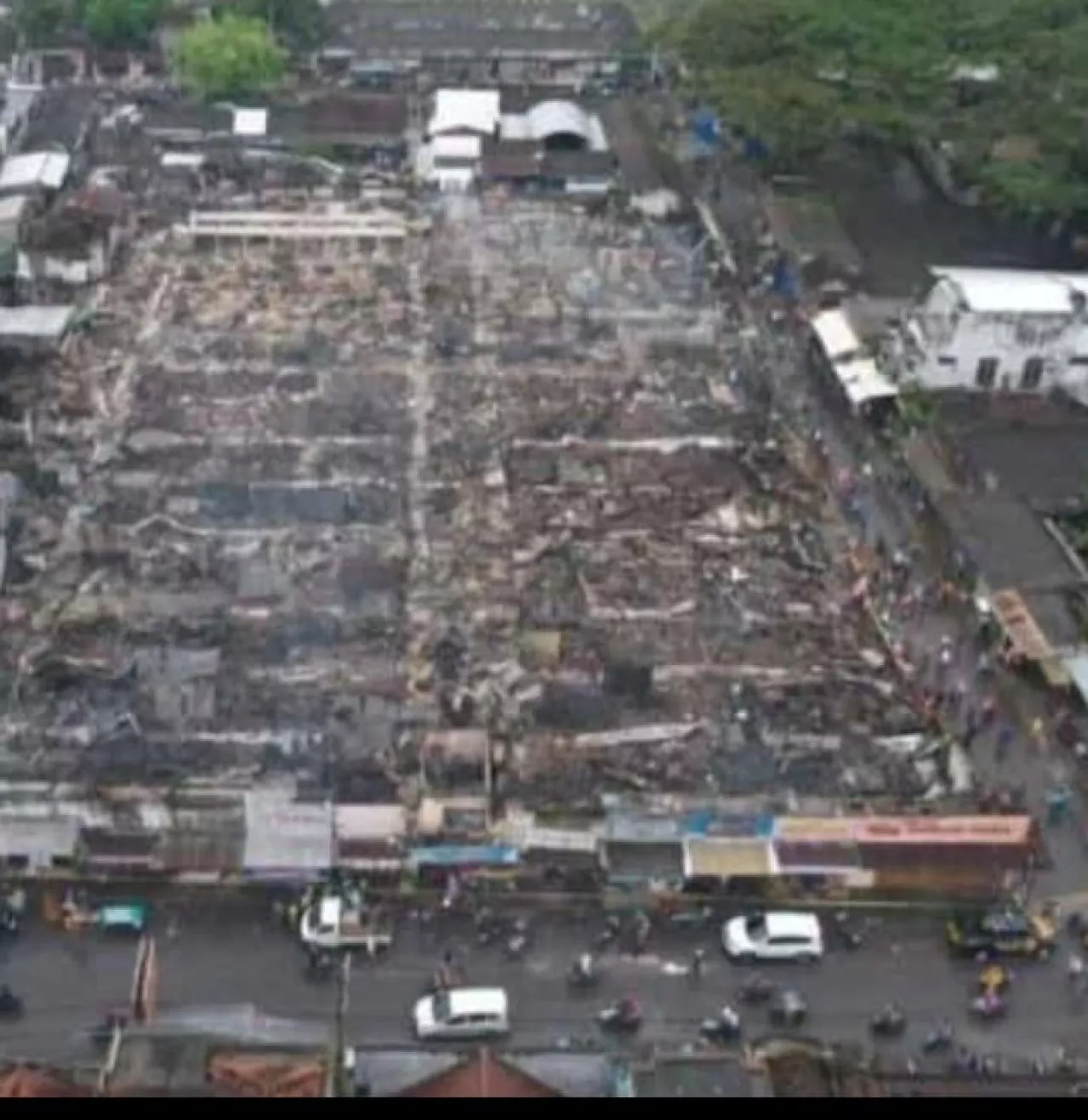 Pemkab Blitar Belum Menentukan Lokasi Untuk Tempat Relokasi Pedagang Pasar Kesamben Yang Terbakar