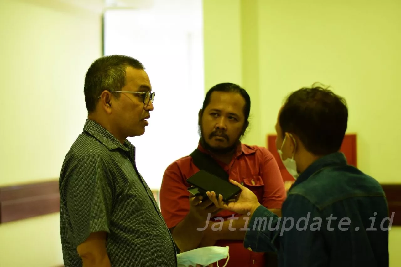 Sebut Lurah Salah Persepsi Terkait Perwali RT RW, Fraksi Demokrat Imbau Warga Lapor Dewan