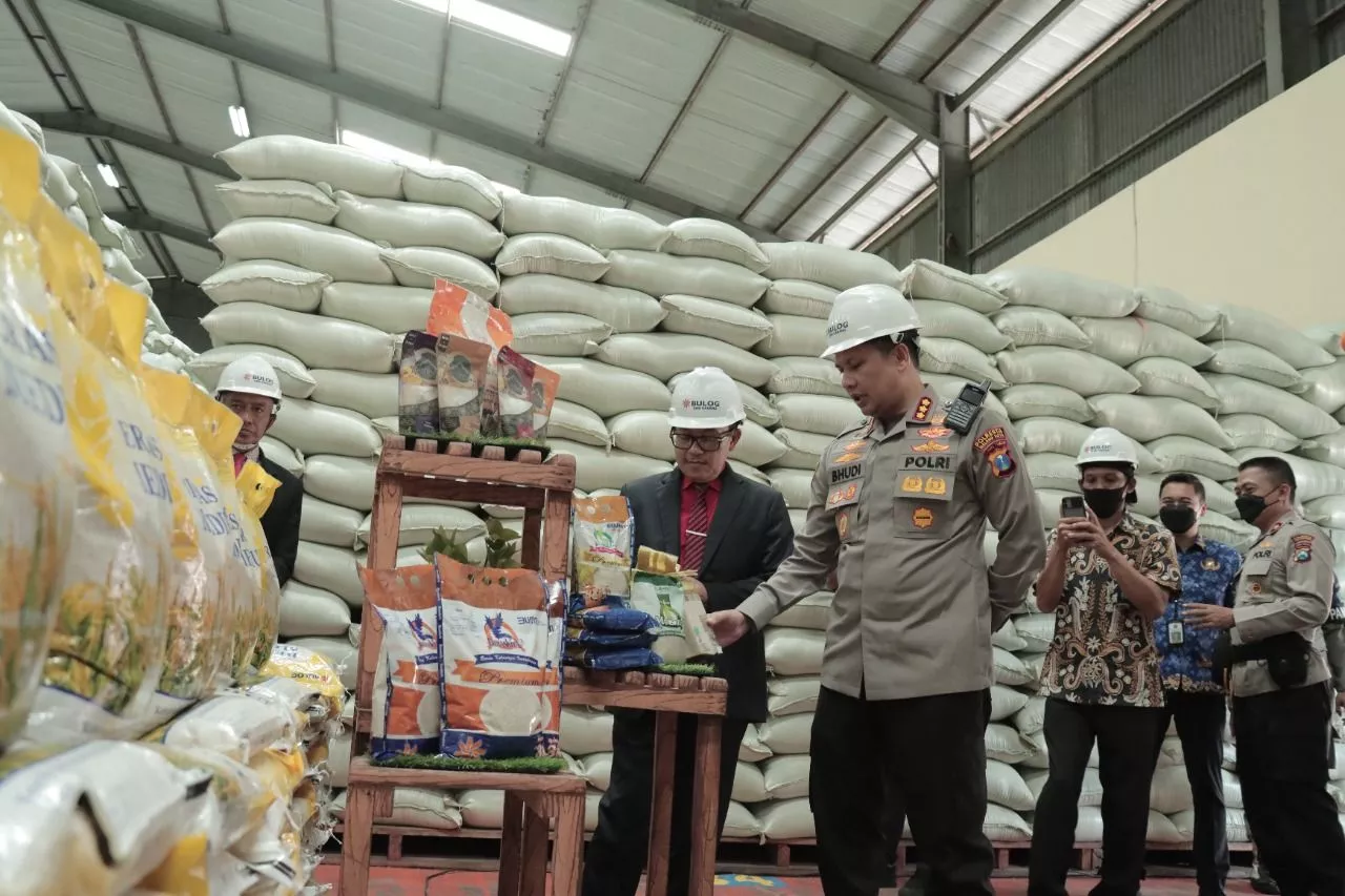 Stok BBM Dan Sembako Di Malang Untuk Natal Dan Tahun Baru Aman