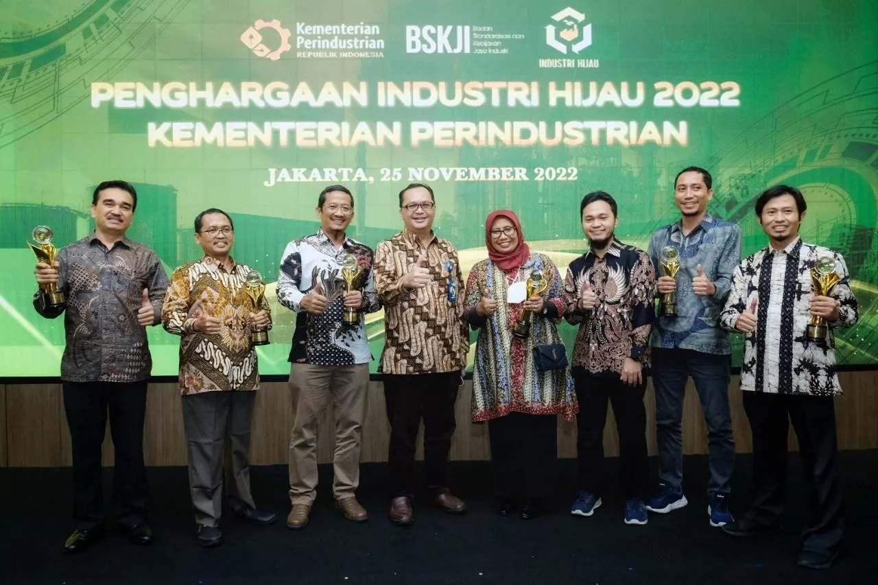 Delapan Pabrik SIG Raih Penghargaan Industri Hijau 2022 Dari Kementerian Perindustrian