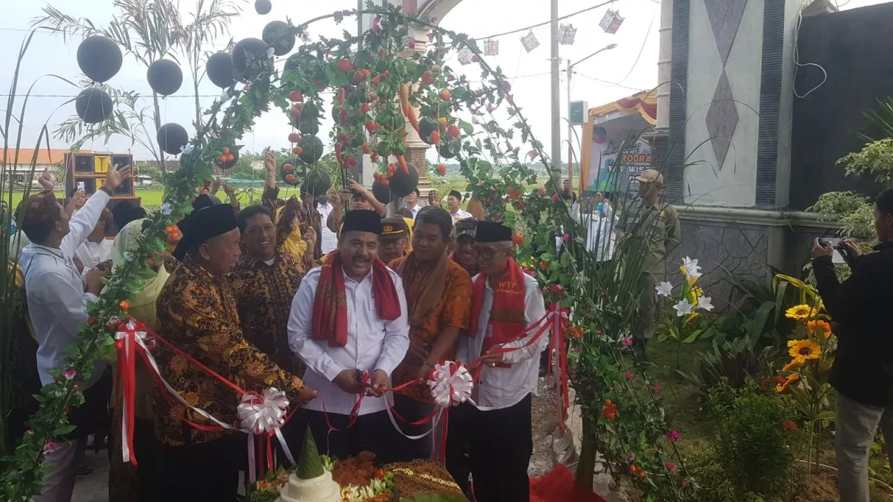 10 KED Desa Mandiri di Gresik Hasil Inisiasi BKK Desa Berdaya, Ada 5 KED Yang Berbasis Wisata Telaga